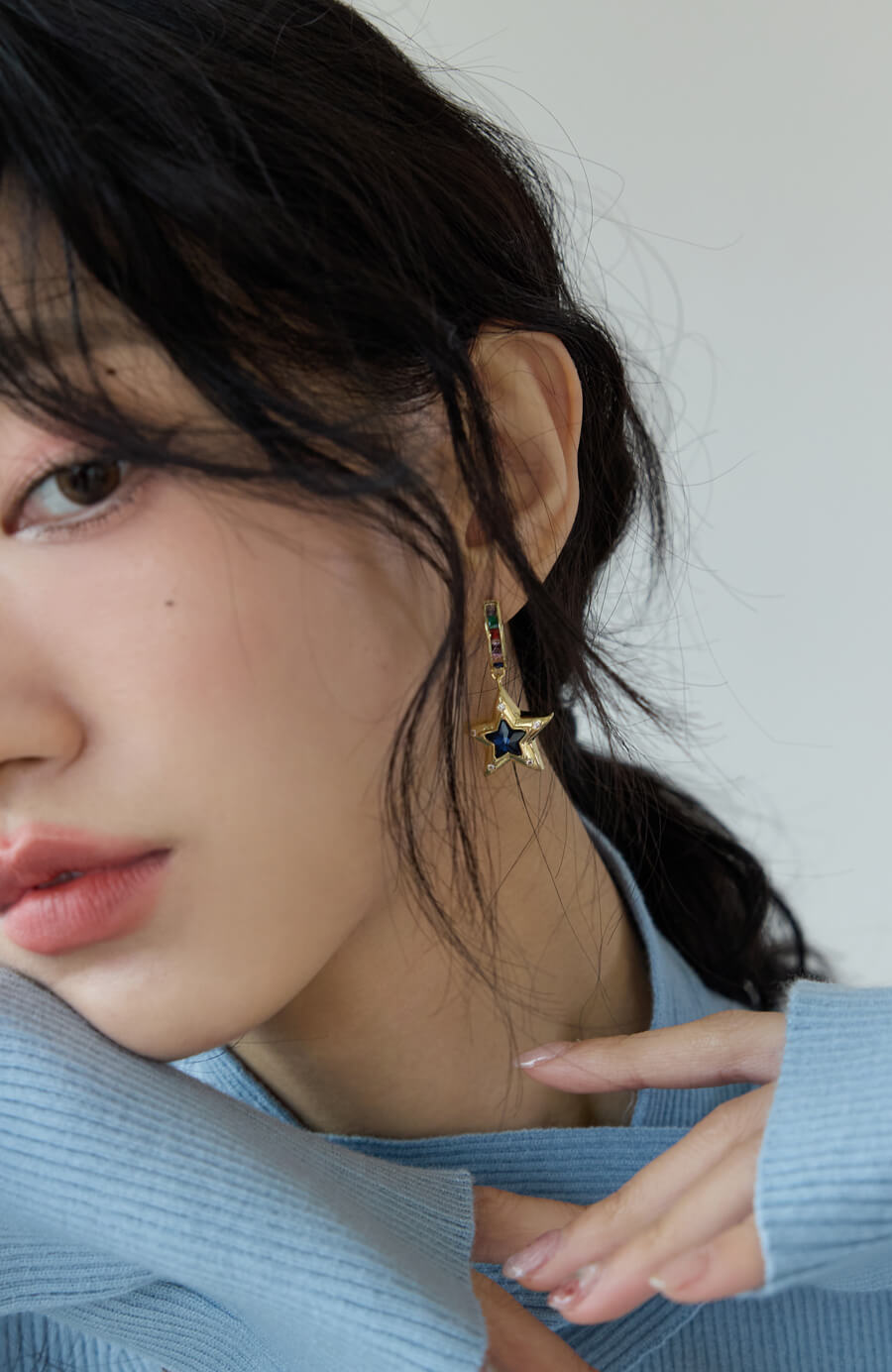 金色垂墜星星耳針