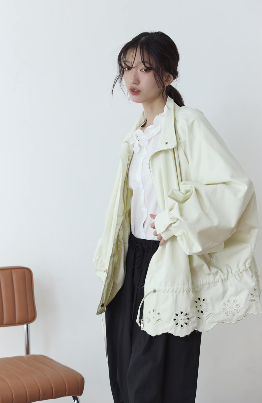 澎袖抽繩花花波浪外套