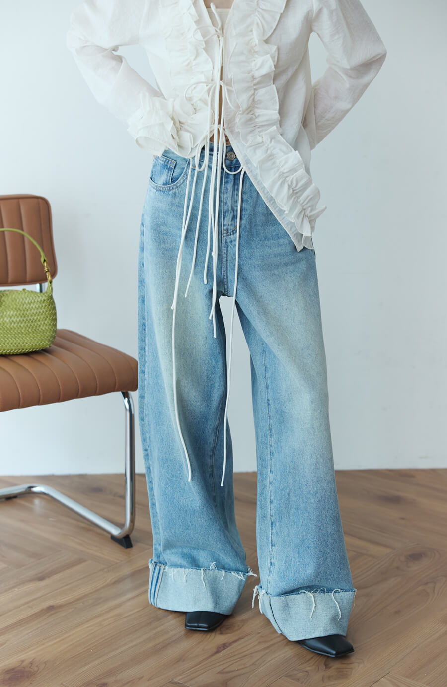 反折水洗牛仔寬褲