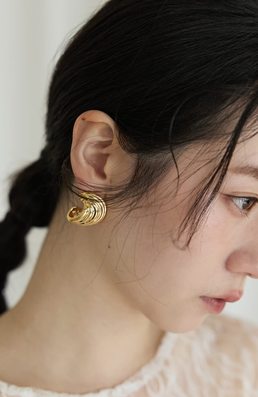 復古摩登金屬波浪紋理質感耳針
