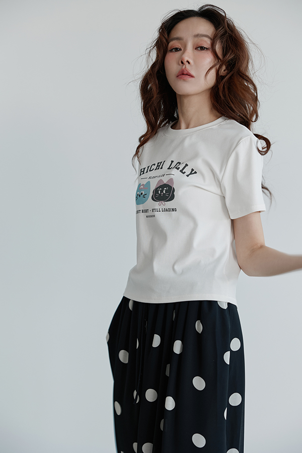 MOSDRESS CHICHI & LOLLY美式短版Ｔ 白色美式T恤日常穿搭