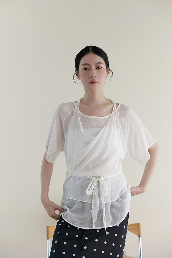 MOSDRESS 真兩件繞頸綁帶罩衫+輕透短袖上衣 真兩件層次設計