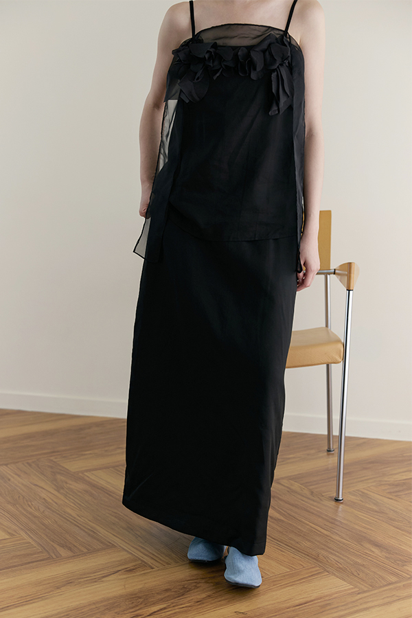 MOSDRESS 訂製簡約開衩直筒裙 直筒剪裁展示