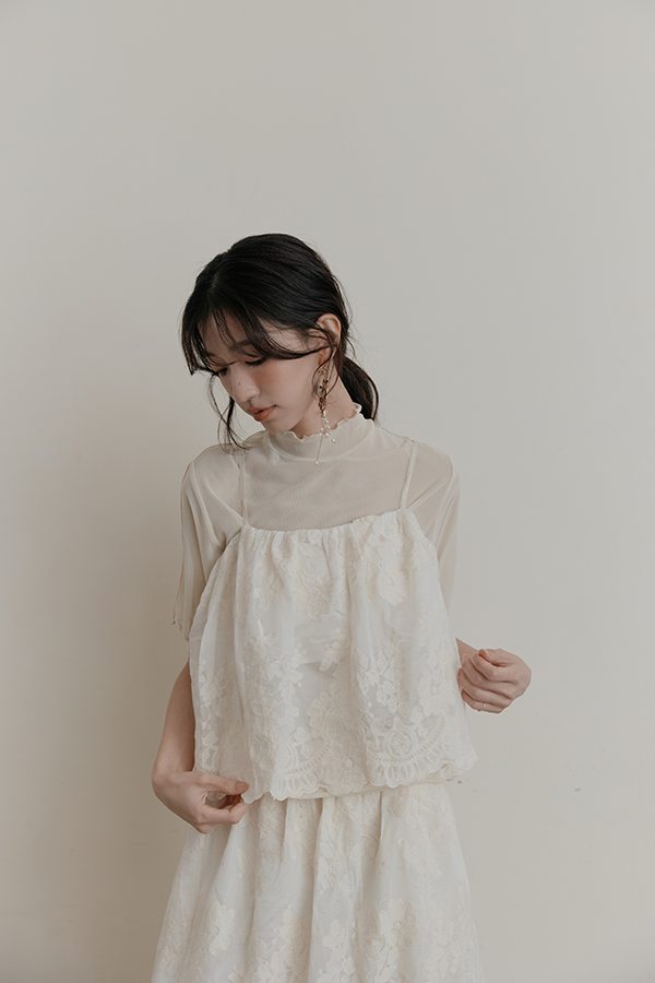 MOSDRESS 訂製刺繡蕾絲細肩上衣 蕾絲背心約會造型