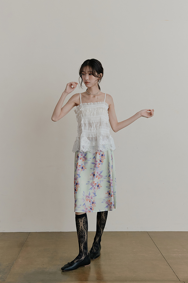 MOSDRESS 層次荷葉蕾絲細肩背心 荷葉蕾絲約會穿搭
