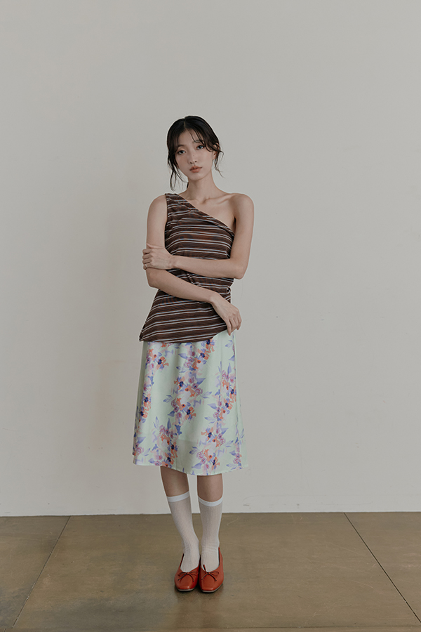 MOSDRESS 斜肩條紋抓皺背心 咖啡色斜肩背心韓系穿搭