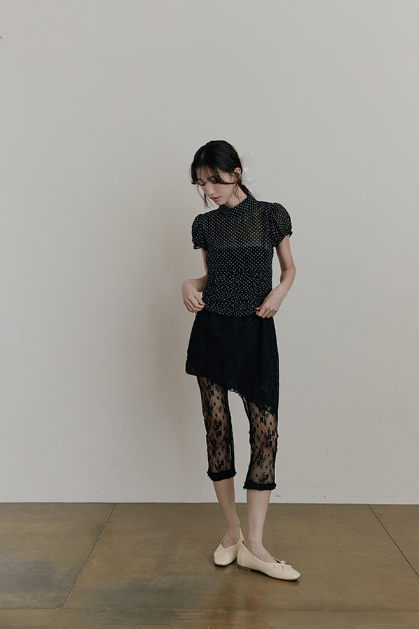 MOSDRESS 點點抓皺澎袖上衣 黑色抓皺上衣約會造型