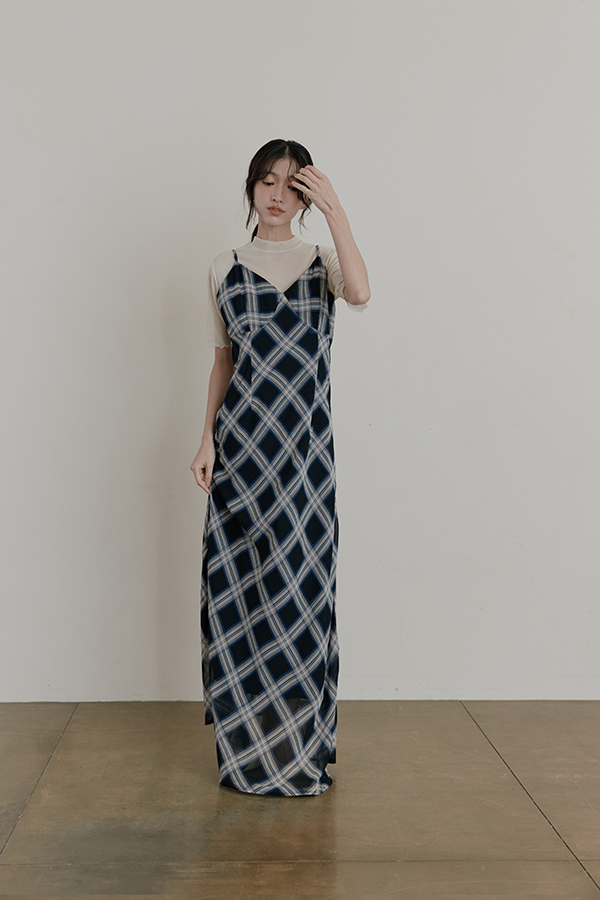 MOSDRESS 復古格紋細肩雪紡洋裝 格紋細肩洋裝度假穿搭