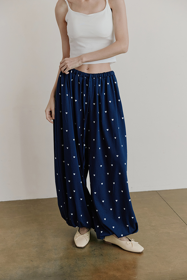 MOSDRESS 扭結美背Bra top愛心燈籠褲套裝 深藍色Bra top夏日穿搭