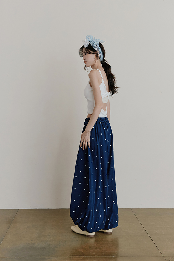MOSDRESS 扭結美背Bra top愛心燈籠褲套裝 深藍色燈籠褲街頭穿搭