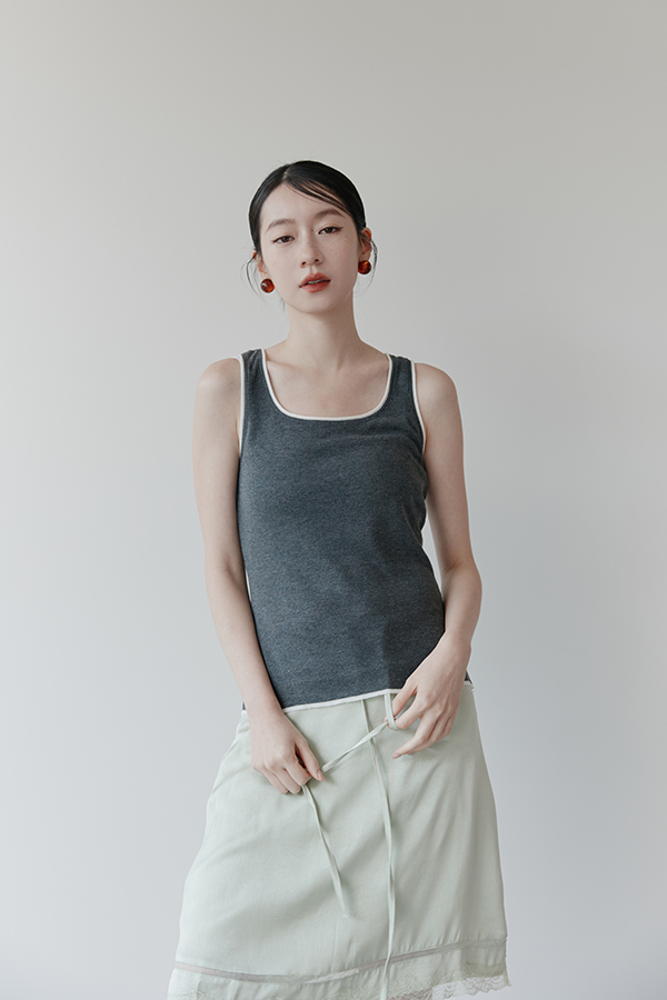 MOSDRESS 撞色滾邊針織背心 不同搭配輪廓