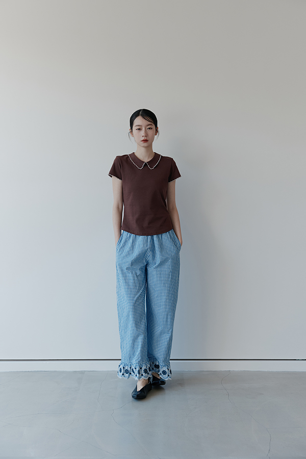 MOSDRESS 花邊領短袖上衣 背面穿著展示