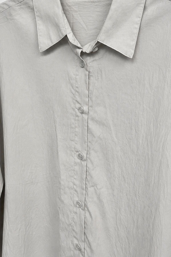 MOSDRESS 翻領寬鬆襯衫 商品剪裁與質感
