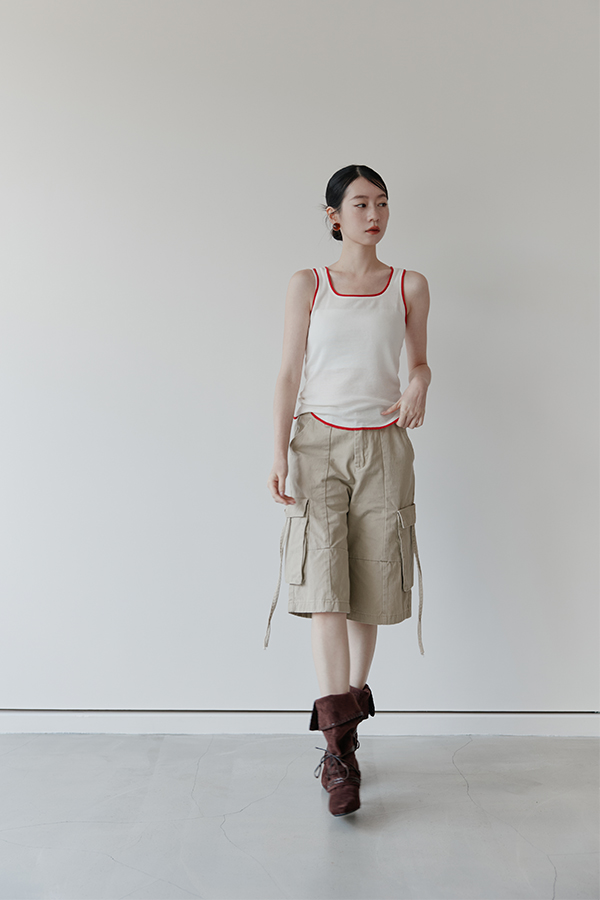 MOSDRESS 反摺造型麂皮感中筒靴 日常靴款穿搭