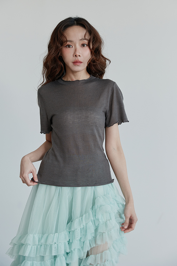 MOSDRESS 波浪邊短袖針織上衣 商品穿搭展示