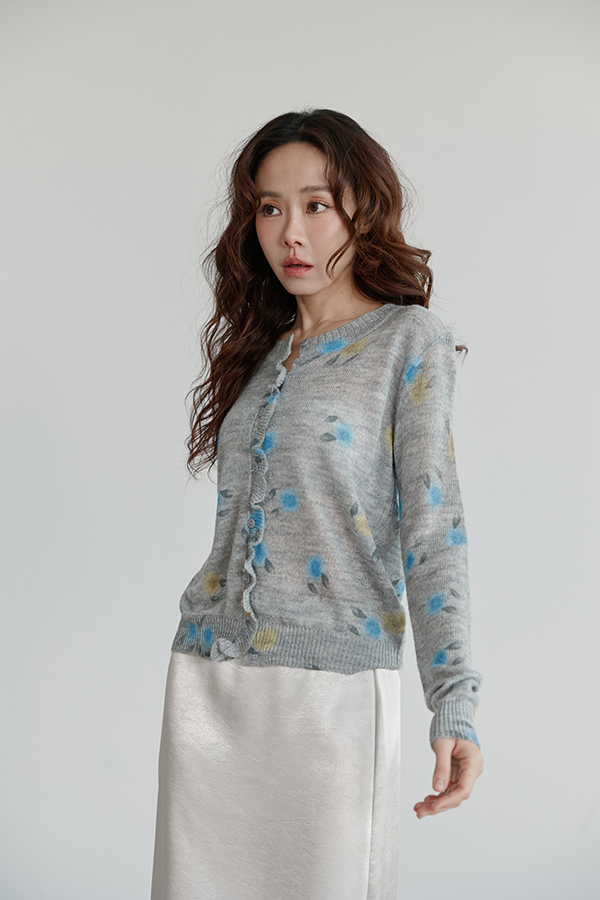 MOSDRESS 水彩花朵針織上衣 正面版型展示
