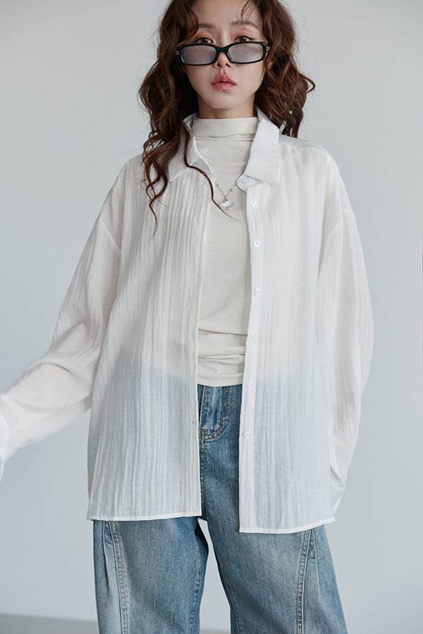 MOSDRESS 純色皺感寬鬆襯衫 正面版型展示