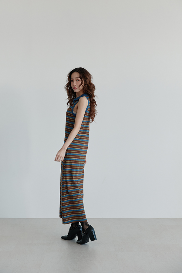 MOSDRESS 翻領條紋無袖長洋裝 日常搭配造型
