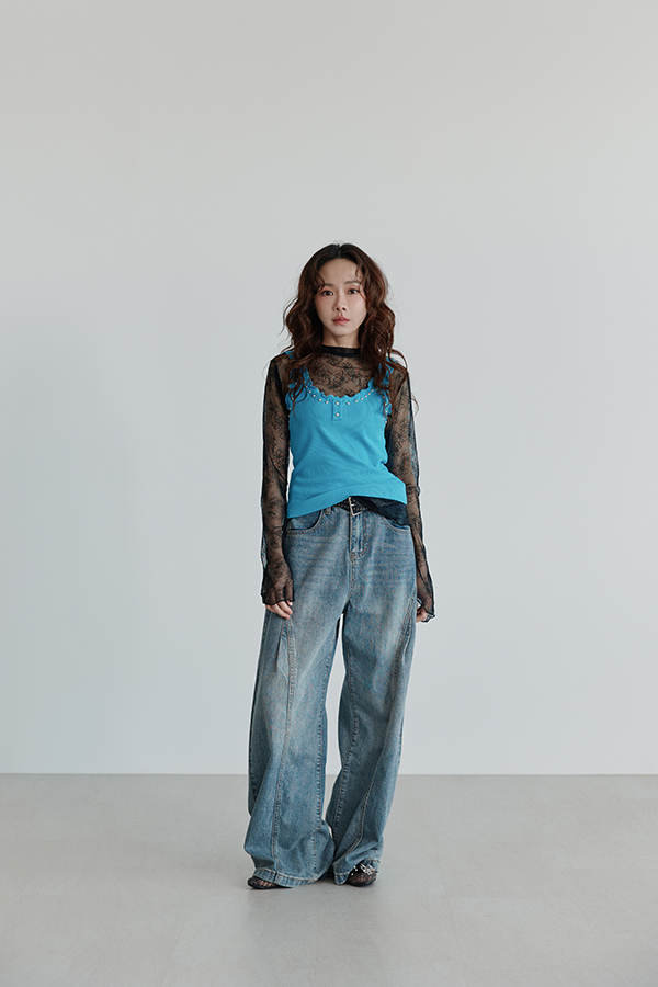 MOSDRESS 水洗修身牛仔褲附皮帶 背面穿著展示