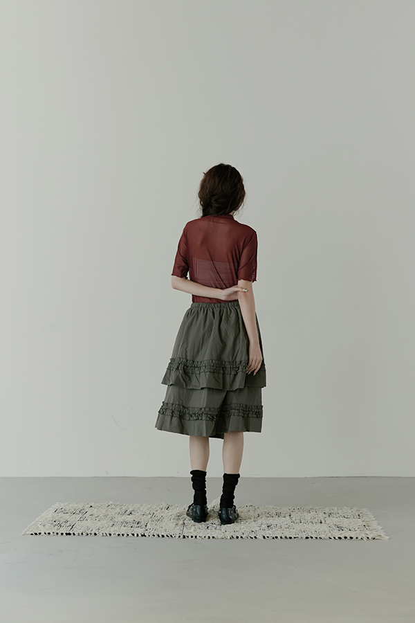 MOSDRESS 訂製微透波浪小高領上衣 酒紅上衣背面輪廓