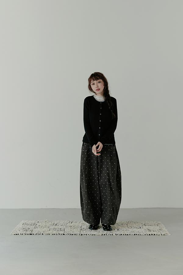 MOSDRESS 20%羊毛假兩件撞色針織外套 黑色針織全身搭配