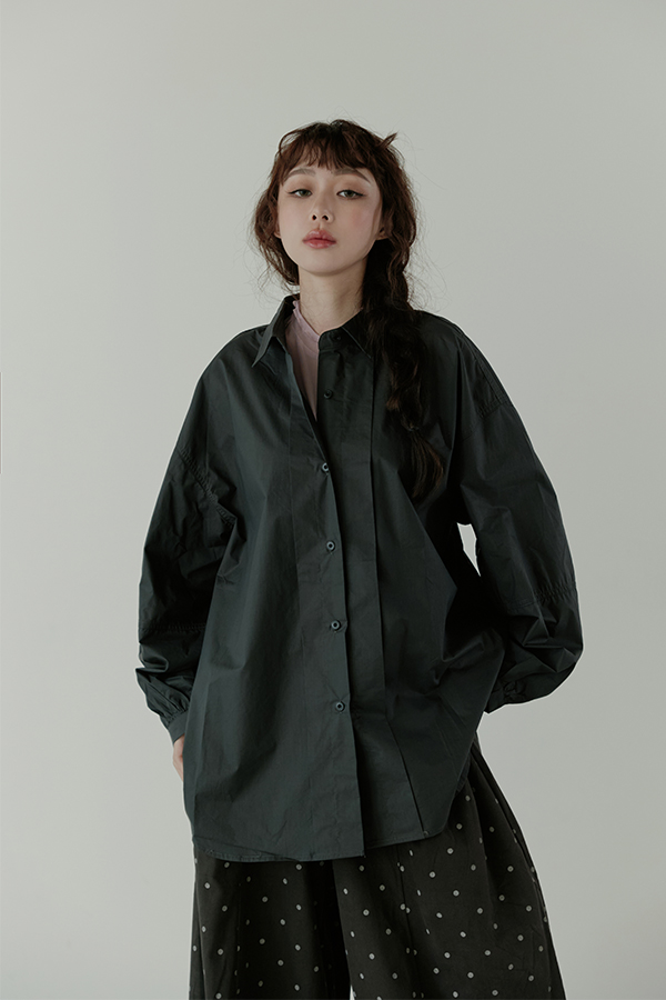 MOSDRESS 微澎袖寬鬆襯衫外套 深灰澎袖正面近拍