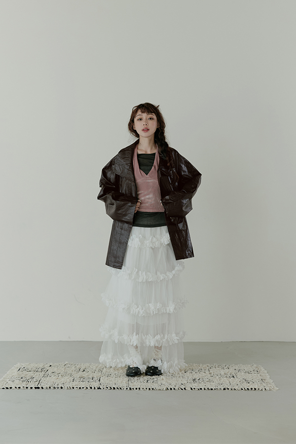 MOSDRESS 蠟皮感高領寬版外套 咖啡蠟皮感外套全身造型