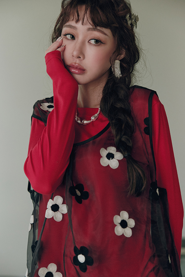 MOSDRESS 透明串珠流蘇耳針 透明色 流蘇耳飾正面造型