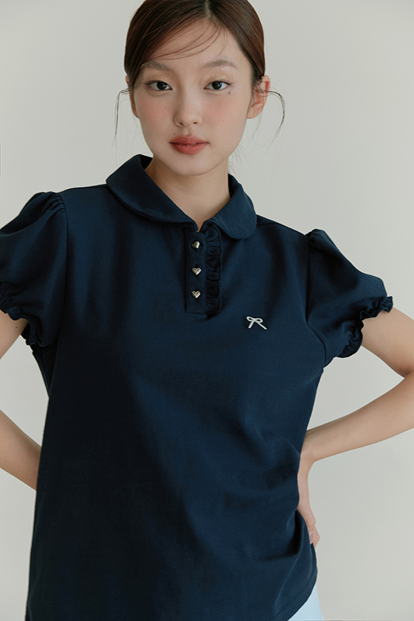 MOSDRESS 澎袖蝴蝶結刺繡翻領上衣 深藍色 翻領與泡泡袖近看