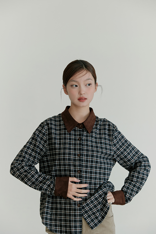 MOSDRESS 復古撞色翻領格紋長袖襯衫 深藍格紋 翻領格紋上身