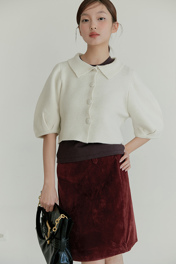 MOSDRESS 翻領澎袖圓釦針織短版外套 米白色 翻領短版輪廓