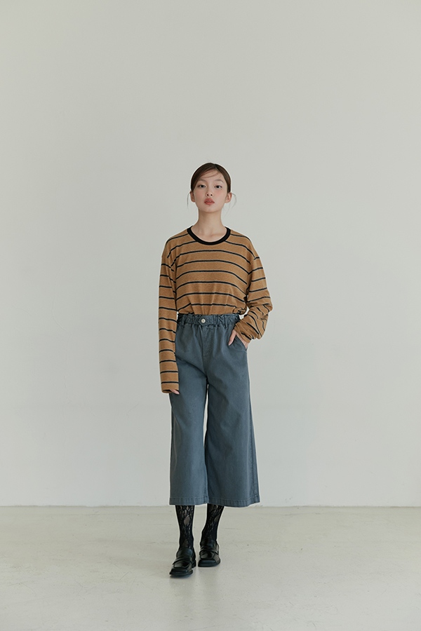 MOSDRESS 百搭純色牛仔9分寬褲 藍灰寬褲搭配條紋上衣