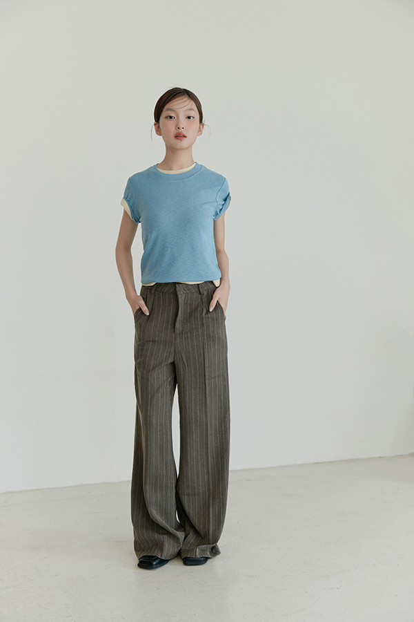 MOSDRESS 條紋不規則拼接裙褲 灰咖色 條紋長褲正面造型