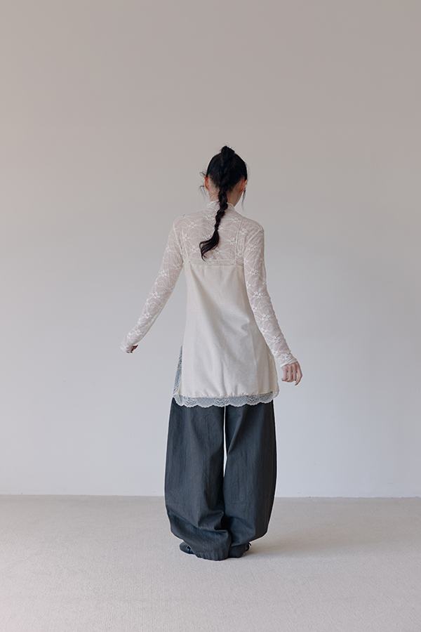 MOSDRESS 蕾絲拼接細肩背心 寬褲搭配背心造型