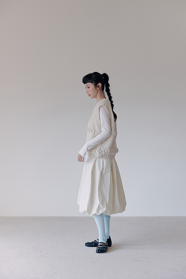MOSDRESS 立體球球針織背心 2色 米白 側面針織輪廓