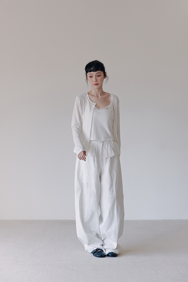 MOSDRESS 假兩件蕾絲坑條背心外套 3色 白色 假兩件造型搭配寬褲