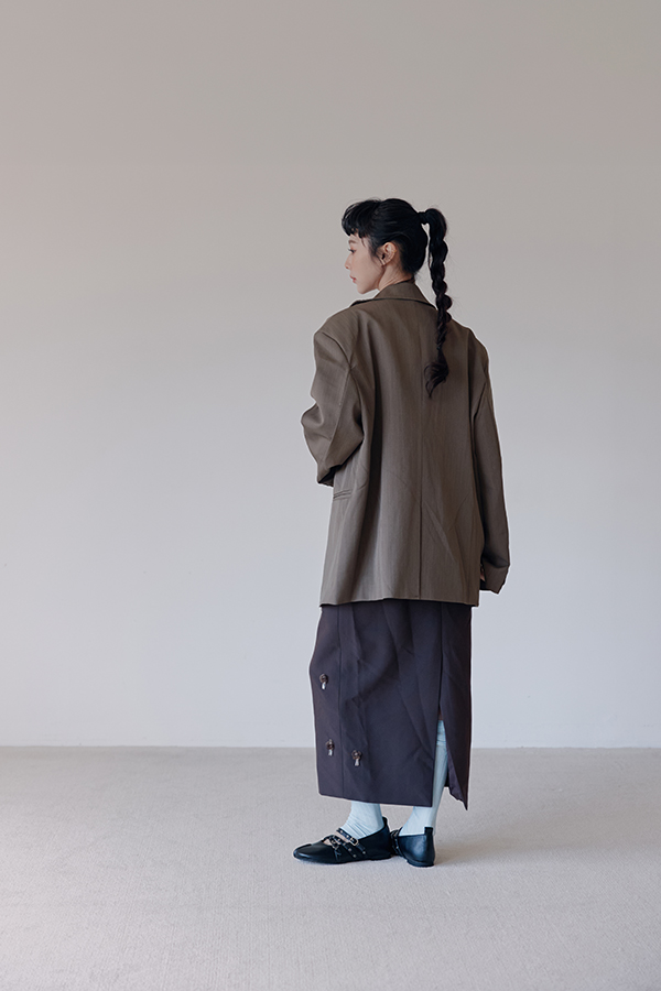 MOSDRESS 復古寬肩雙釦西裝外套 寬肩外套背面線條