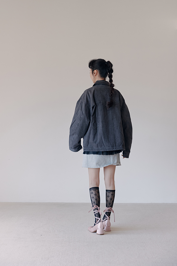 MOSDRESS 復古水洗口袋工裝外套 2色 黑色 黑色外套側面穿搭