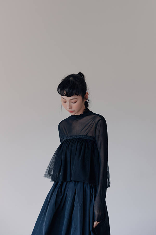 MOSDRESS 澎澎多層網紗裙簾 2色 黑色 網紗裙簾正面造型