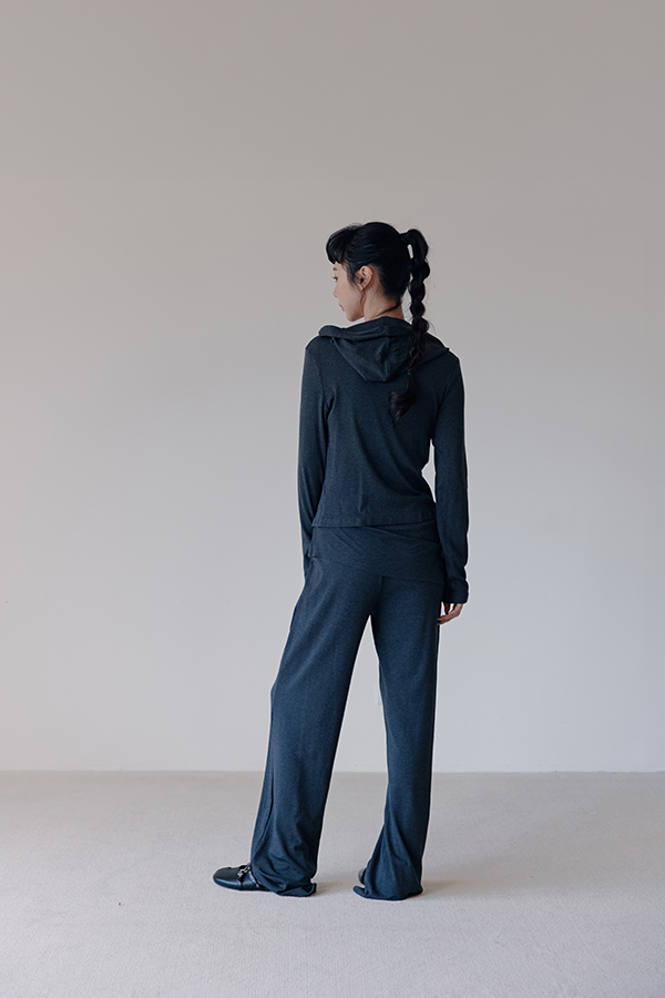 MOSDRESS 休閒莫代爾假兩件棉褲 2色 深灰 深灰棉褲背面穿搭